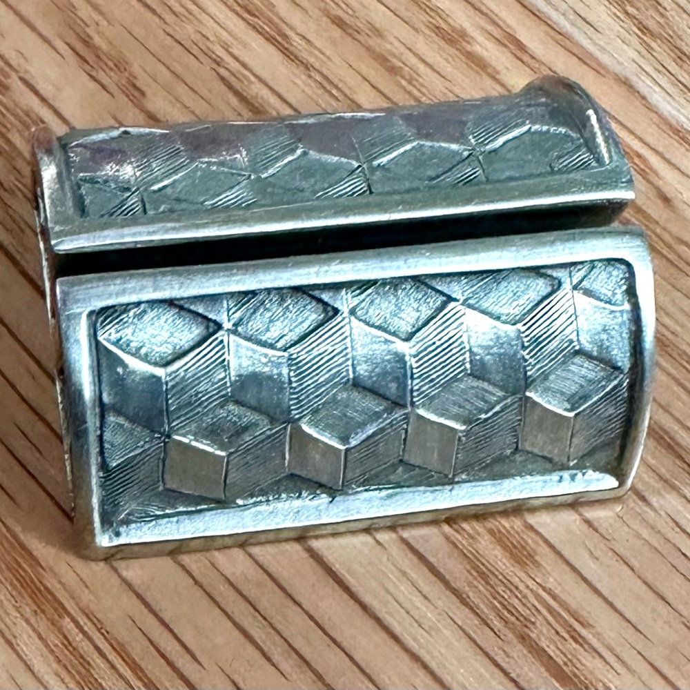 Vintage Pewter Vilmain & Klinger V+K Diamond Pattern Design, Card/Picture Holder